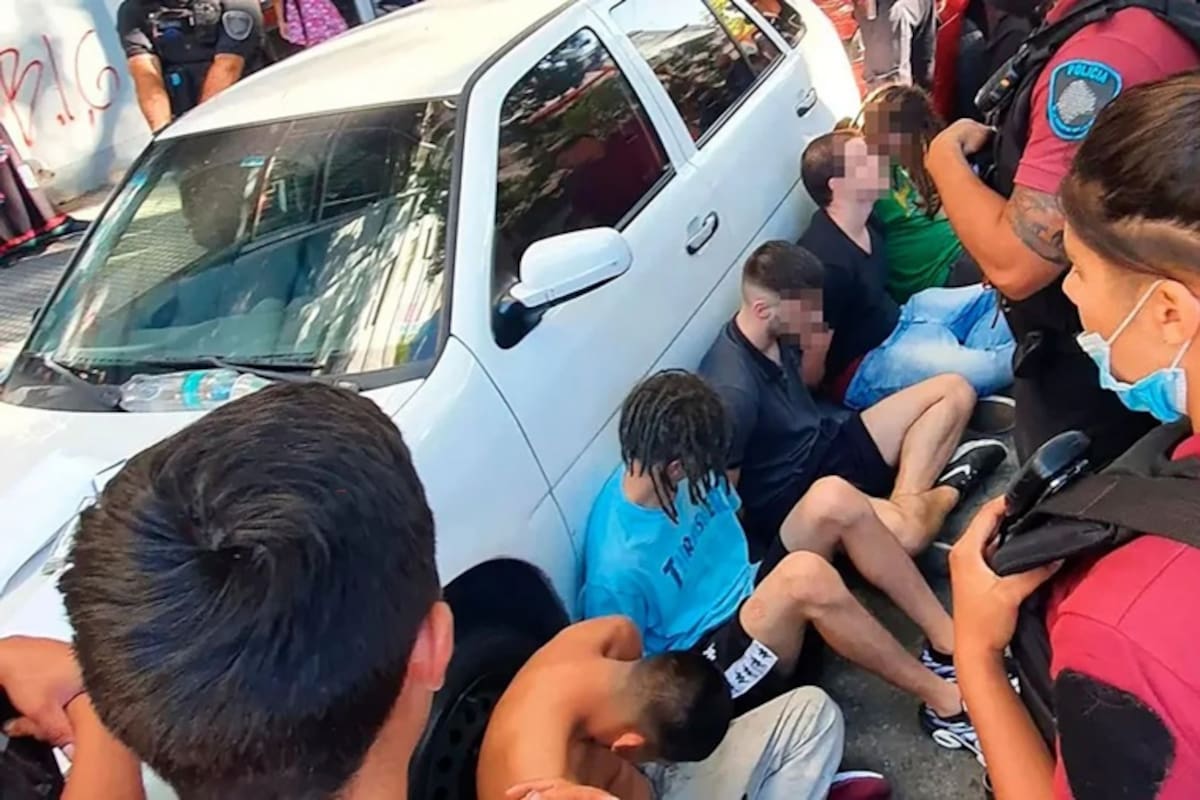 Seis jóvenes están acusados por una violación en Palermo