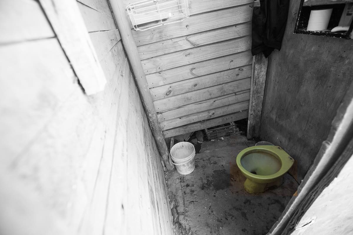 Seis millones de argentinos carecen de un baño con cloaca