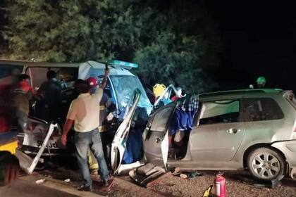 Seis muertos y varios heridos en choque frontal en Ruta 38, en La Rioja