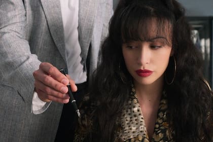 Selena: la serie
