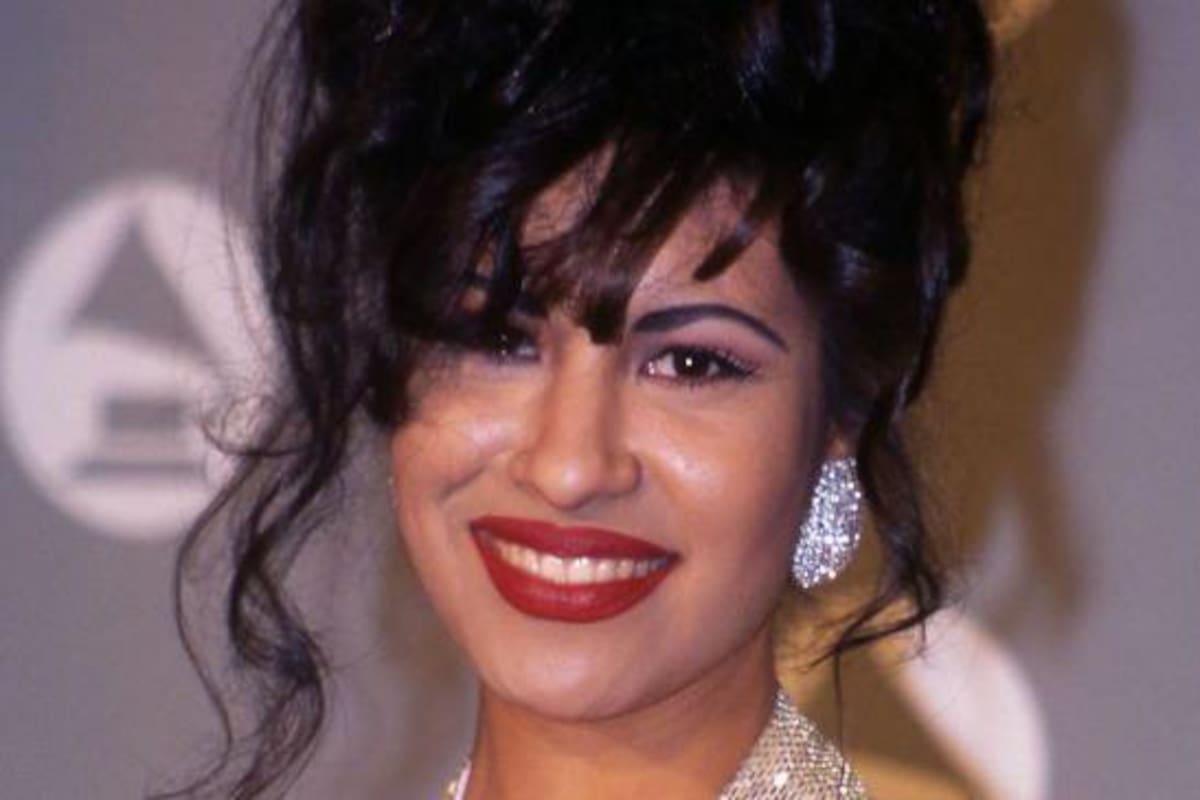 Selena Quintanilla Pérez nació en 1971 y comenzó su carrera de cantante a los 10 años.
