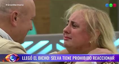 Selva Pérez quedó "congelada" ante la visita de su esposo el "Bicho"