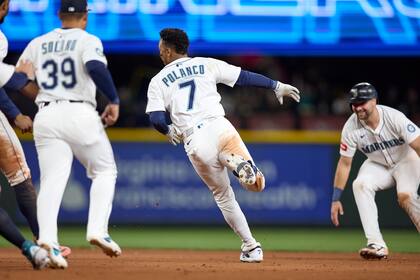 Sencillo impulsor de Polanco en la 9ª da victoria 4-3 a Marineros sobre Guardianes