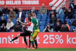 Así fue el golazo por el que Marcos Senesi fue premiado en la gala de la Liga holandesa