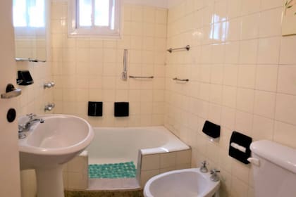 "Sentime la cortada de bañera", publicó Vale en su cuenta, junto a esta particular imagen