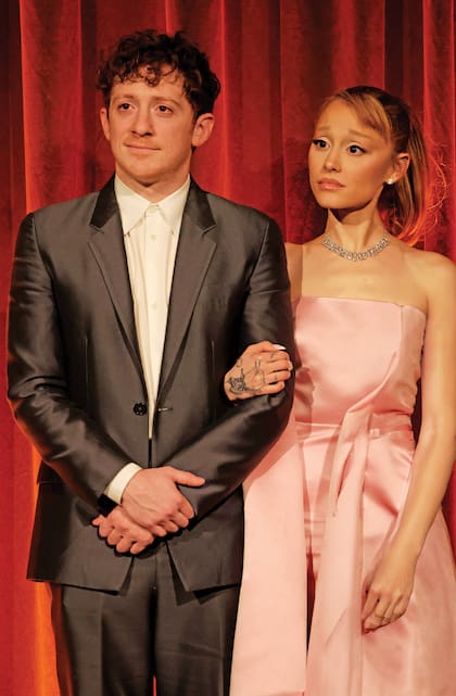 Ethan Slater y Ariana Grande, un amor que nació en los sets de filmación
