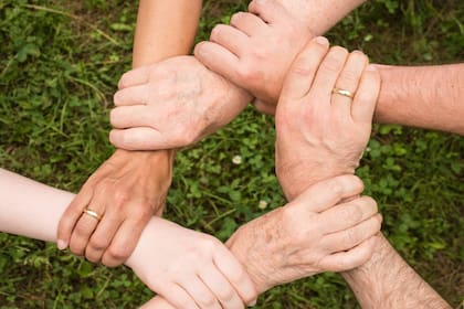 Ser amable también puede tener poderosos efectos en la salud (Crédito: Pexels)