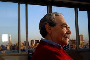 "Ser testigo de cómo Isidoro recomendaba libros era un espectáculo", recuerda su amiga Josefina Delgado