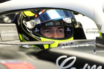 Sergio "Checo" Pérez, a bordo de su Cadillac