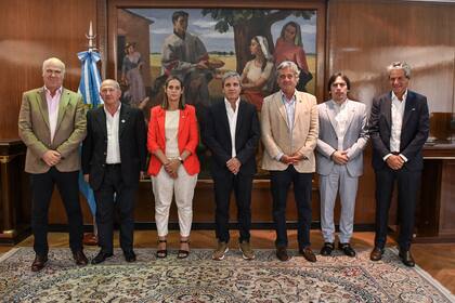 Sergio Iraeta, Carlos Castagnani, Andrea Sarnari, Luis Caputo, Nicolás Pino, Lucas Magnano y Juan Pazo