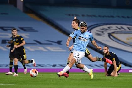Sergio "Kun" Agüero, la garantía de gol de Manchester City, que inicia este sábado su camino al título en la Premier League.