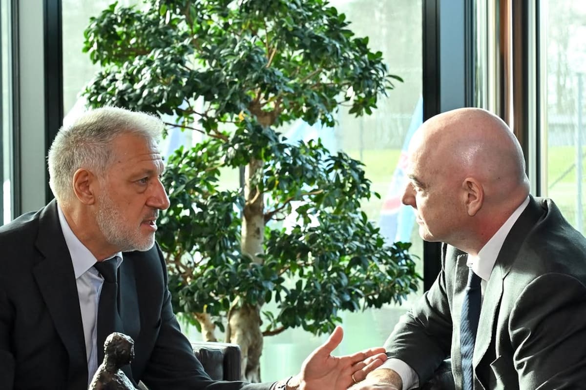Sergio Marchi y Gianni Infantino, durante la reunión que tuvieron en enero pasado
