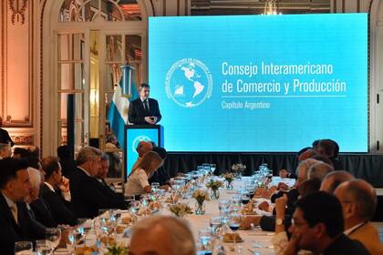 Sergio Massa al hablar durante el almuerzo en el Cicyp