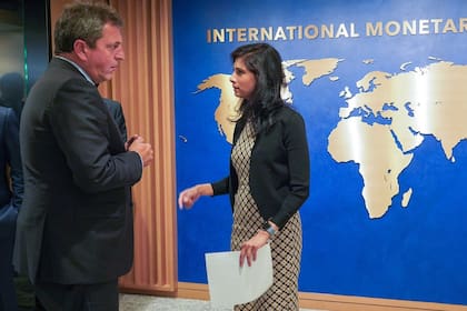 Sergio Massa con Gita Gopinath, subdirectora Gerente del FMI