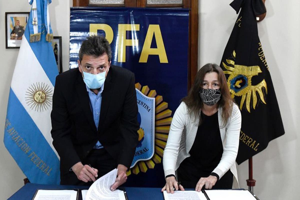 Sergio Massa con la ministra Sabina Frederic