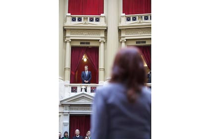 Sergio Massa, de espaldas Cristina Fernández de Kirchner