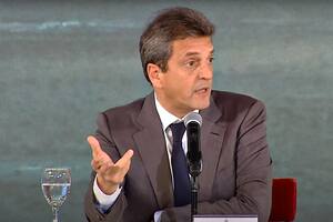 Sergio Massa durante el anuncio