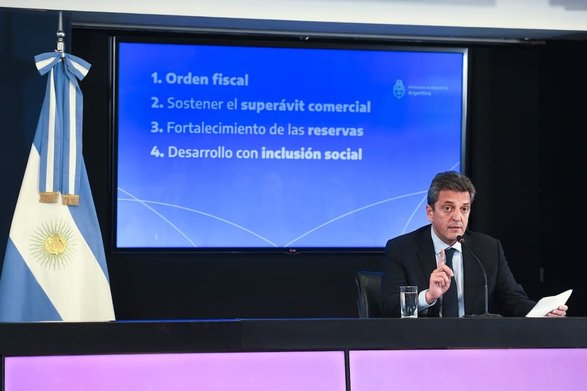 Sergio Massa durante el anuncio de las medidas, con clara prioridad en el "orden fiscal"