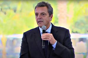 Sergio Massa durante la inauguración simultánea de 5 obras