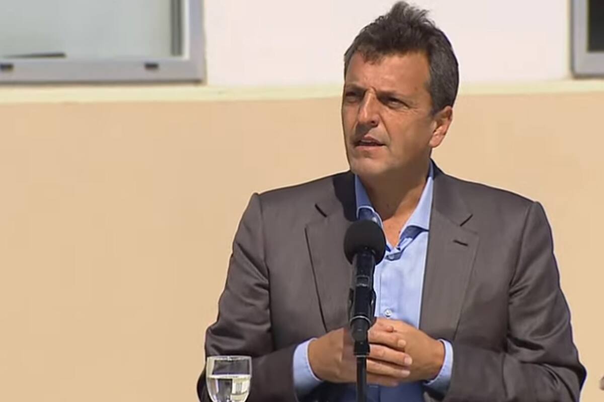 Sergio Massa durante un acto en el Parque Industrial Hudson