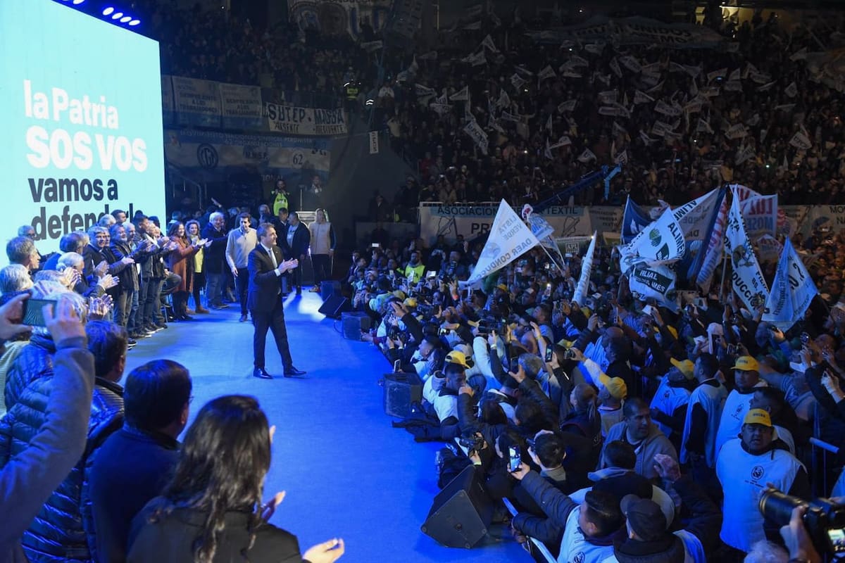 Sergio Massa en el acto de respaldo de la CGT