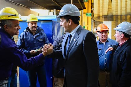 Sergio Massa en la industria IMPSA de Mendoza