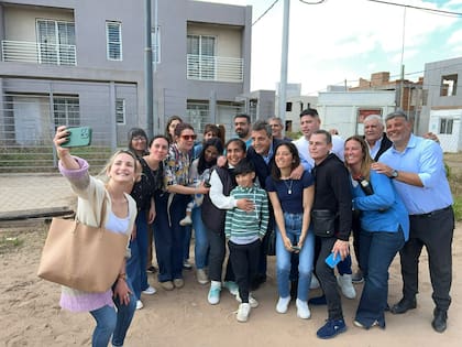 Sergio Massa en una recorrida en Junín