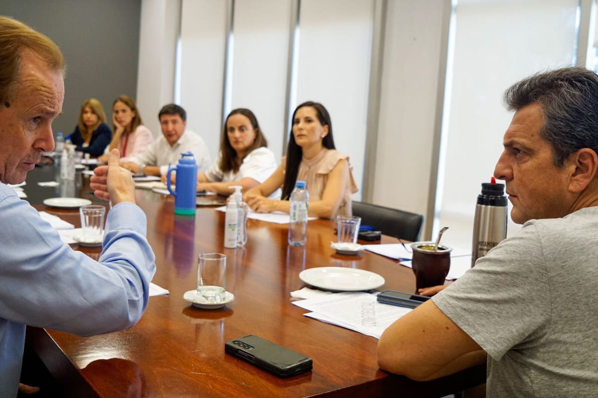 Sergio Massa esta semana junto a diputados del FR y del PJ, como el entrerriano Gustavo Bordet