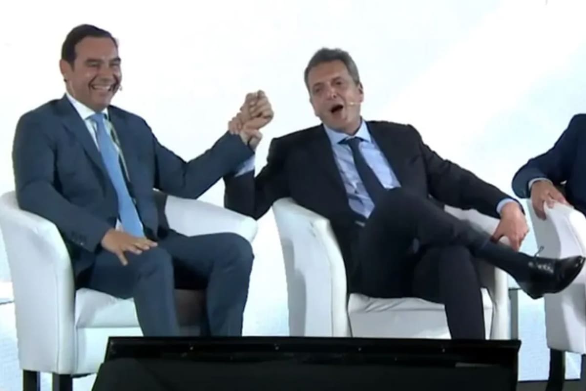 Sergio Massa junto al gobernador de Corrientes, Gustavo Valdés