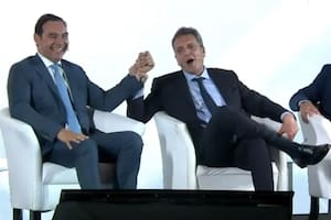 Sergio Massa junto al gobernador de Corrientes, Gustavo Valdés