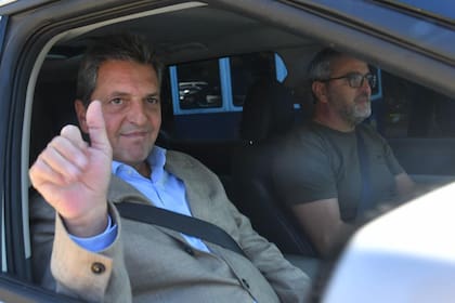 Sergio Massa se retira de los tribunales de Comodoro Py tras declarar en la causa Sueños Compartidos