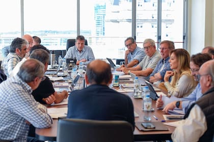 Sergio Massa se reunió con su equipo para analizar medidas