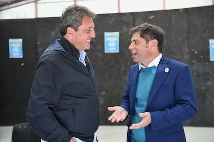 Sergio Massa y Axel Kicillof, el año pasado, durante la campaña electoral