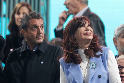 Sergio Massa y Cristina Kirchner en el acto del 25 de Mayo