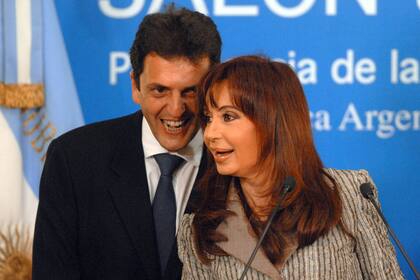 Sergio Massa y Cristina Kirchner en un acto, en 2009