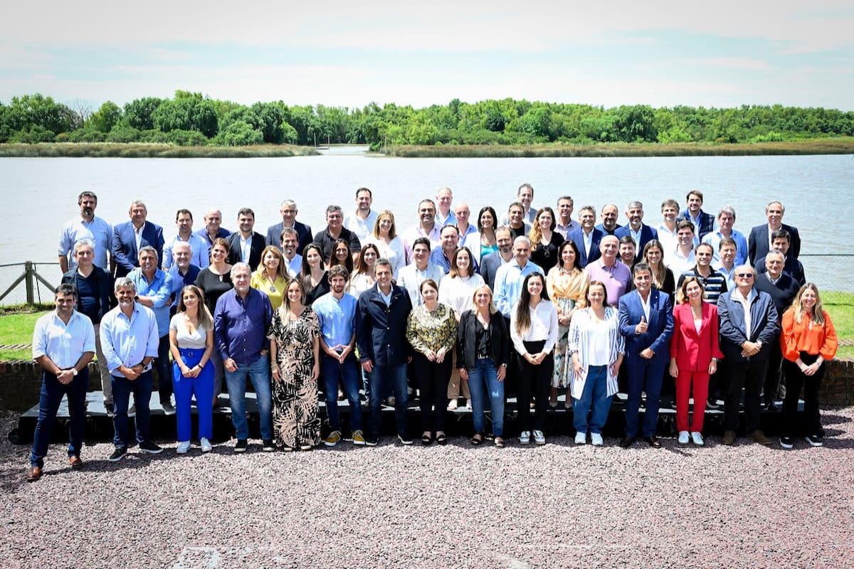 Sergio Massa y los principales referentes del Frente Renovador bonaerense se reunieron hoy en San Fernando.