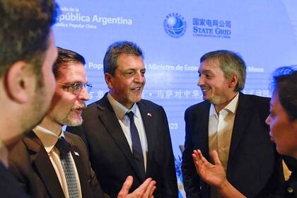 Sergio Massa y Máximo Kirchner en China, desde donde alimentaron expectativas de que se obtendrá financiamiento adicional de ese país