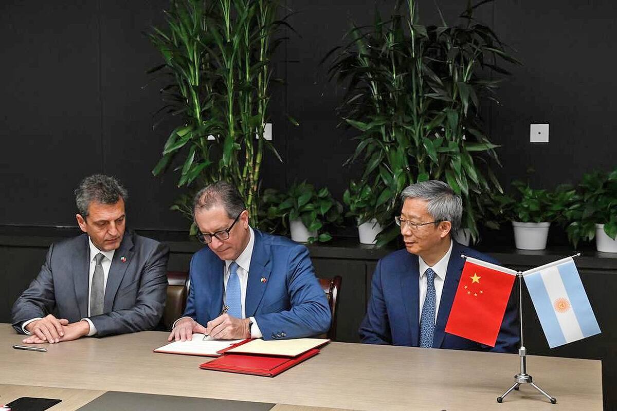 Sergio Massa y Miguel Pesce, en China