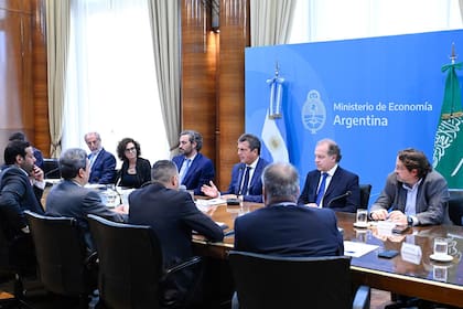 Sergio Massa y otros funcionarios se reunieron con representantes de Arabia Saudita