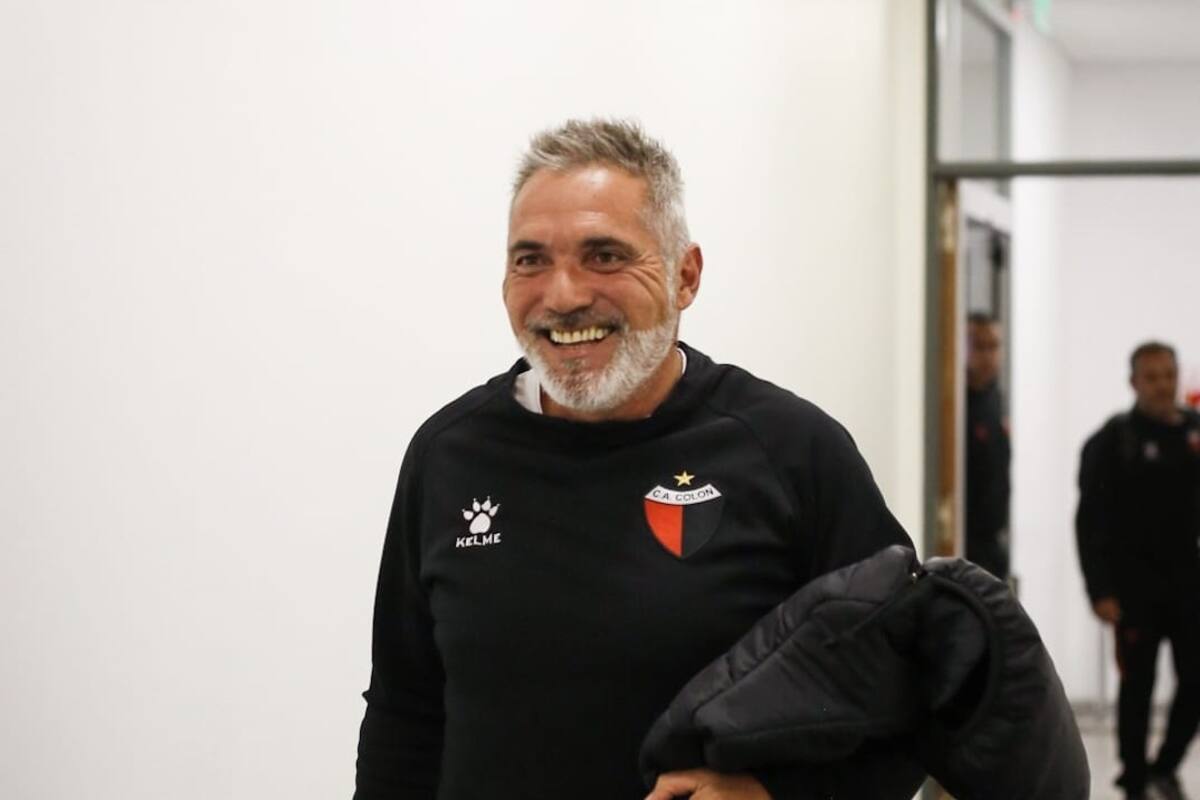 Sergio Rondina dirigió siete partidos a Colón en la Liga Profesional; llegó con ilusión y los resultados le dieron la espalda