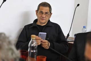 La UIF pidió seis años de prisión para los hermanos Schoklender, De Vido y José López