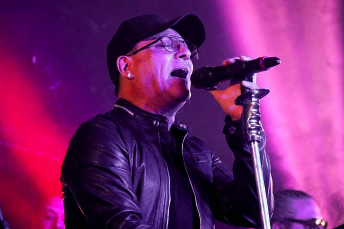 Sergio Torres es, finalmente, el encargado de cantar el Himno Nacional Argentino en el partido de Argentina frente a Bolivia