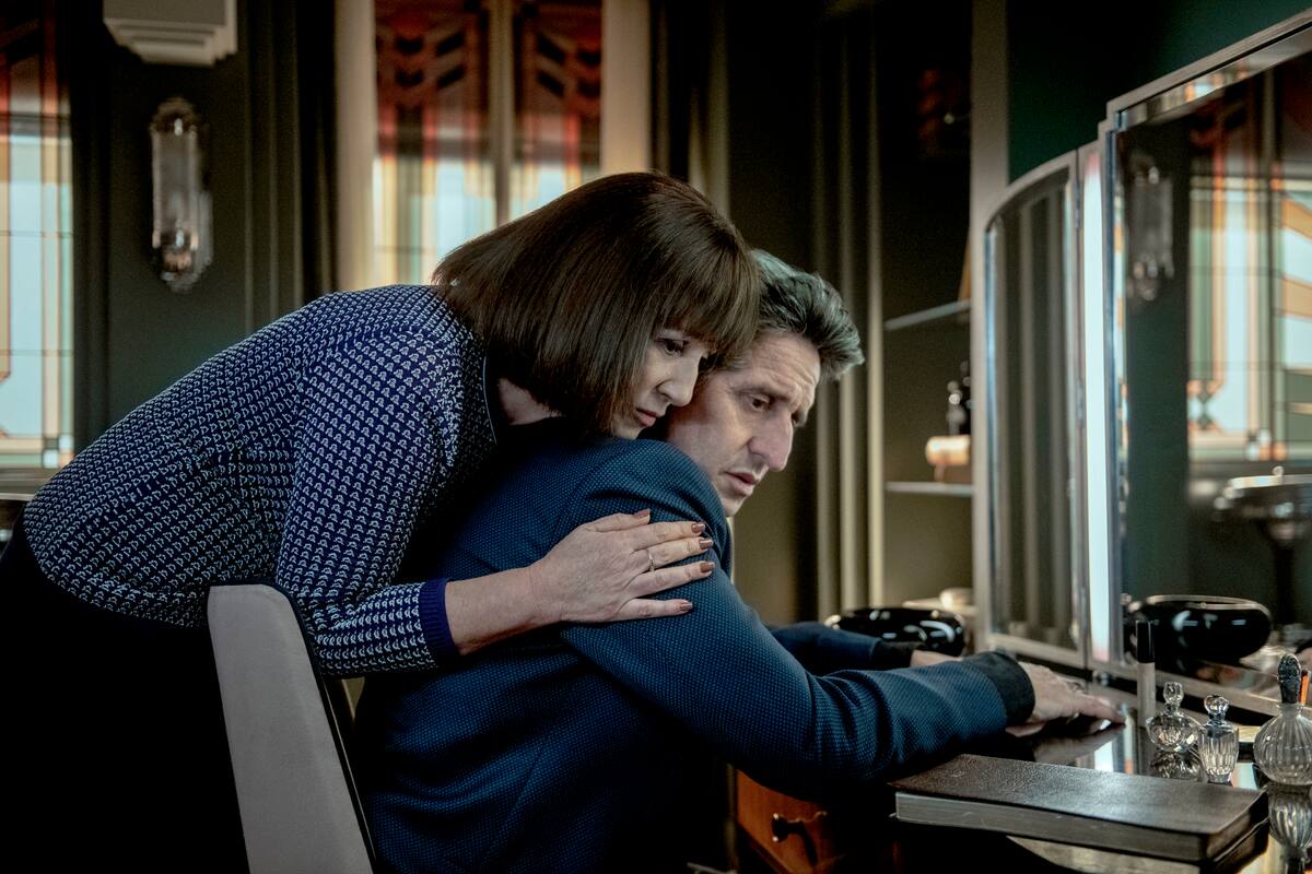 Mercedes Morán y Diego Peretti, en una escena El reino