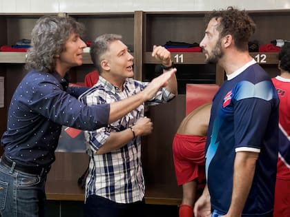 Gustavo Bermúdez, Adrián Suar y Luciano Cáceres en Los Protectores