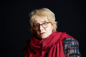 Seriedad: Helena Tritek posa para la lente con el mismo compromiso con el que aborda sus materiales escénicos