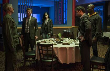 Series como House of cards o Orange is the new black son el camino para llegar a The Defenders