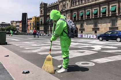 Servicios esenciales en acción.
