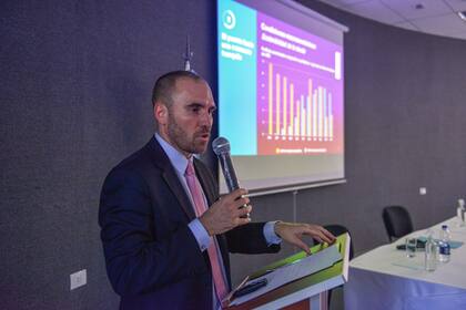 Servicios. Guzmán prevé "alinear tarifas" para que los subsidios no vayan aumentando