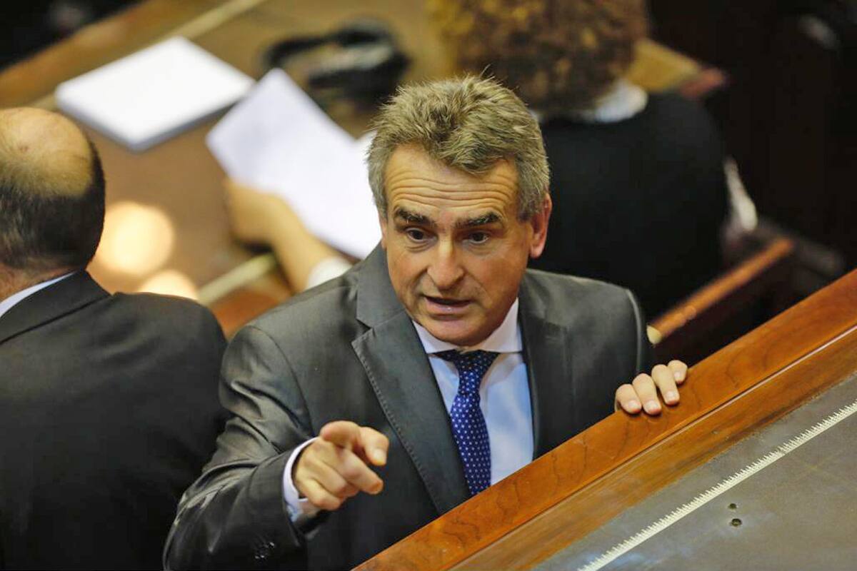 Sesión en el Congreso por el aumento de tarifas