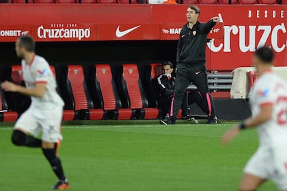 Julen Lopetegui está en la cuerda floja, tras un muy mal comienzo de temporada